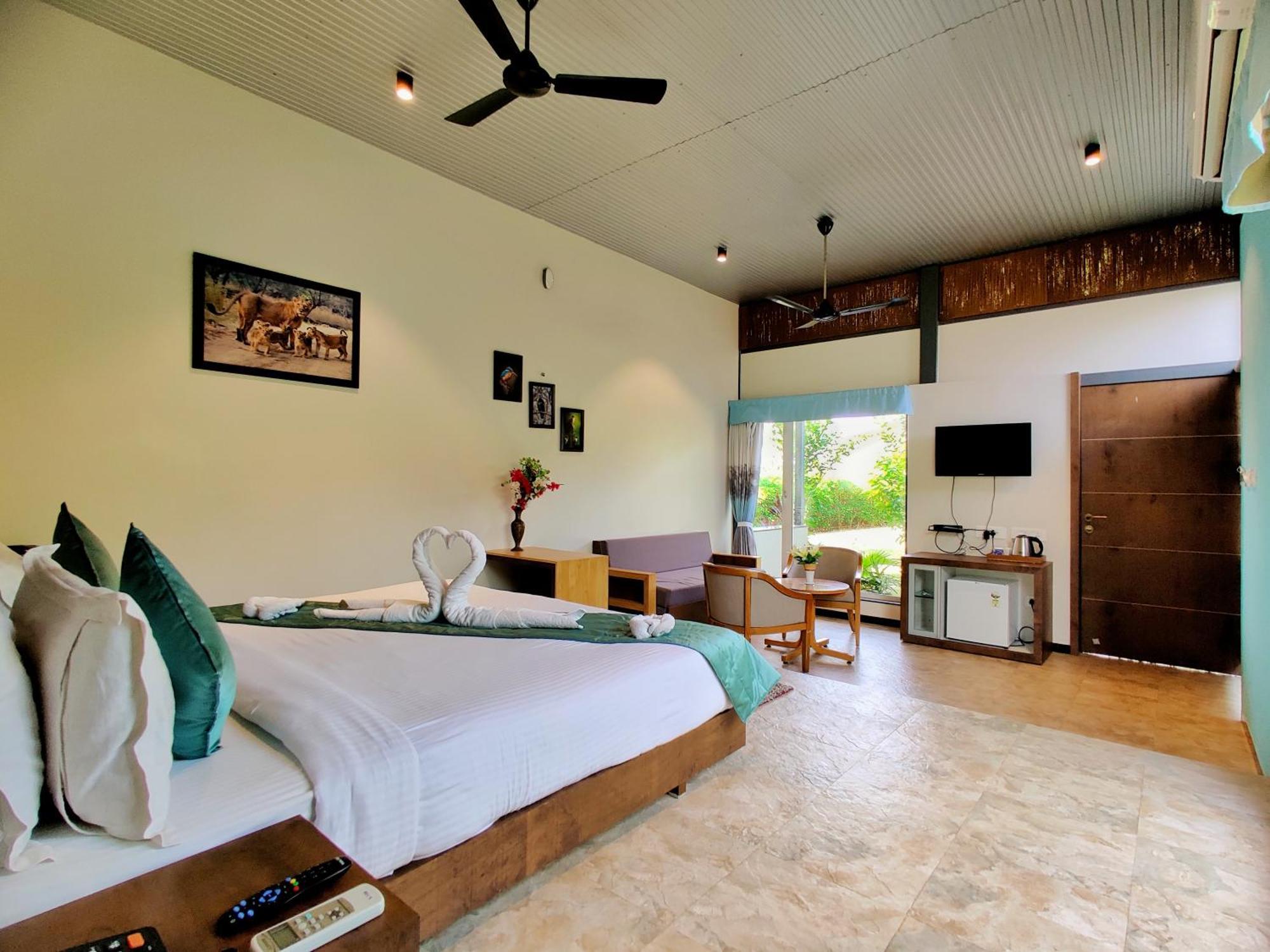 Lion Signature Family Resort Sasan Gir Buitenkant foto